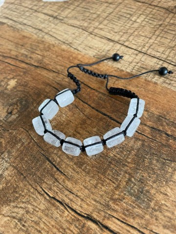 29029277749745098960052165648432383641842215n