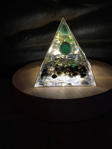 326709489152107603171410873923226803173733n