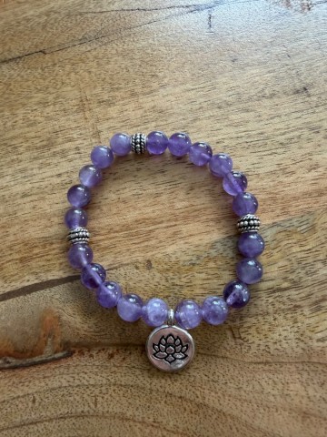 Amethist lotus armband