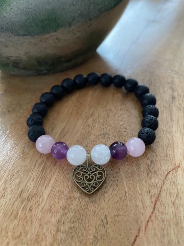 Armband lavasteenbrons hart