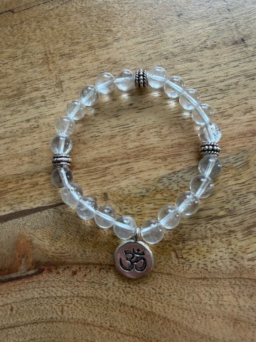 Bergkristal ohm armband