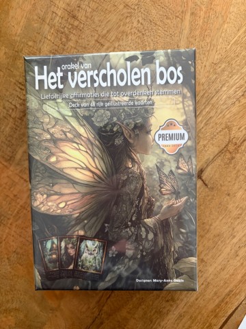 Het verscholen bos kaarten
