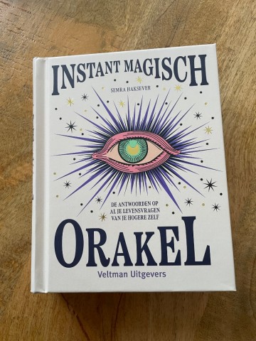 Instant magisch orakel boek