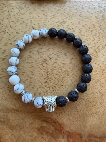 Lava armband howliet