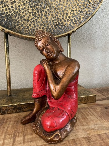 Relax boeddha knie rood