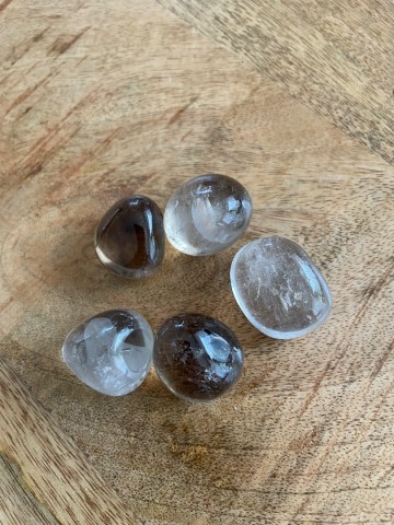 Rookkwarts knufesteen