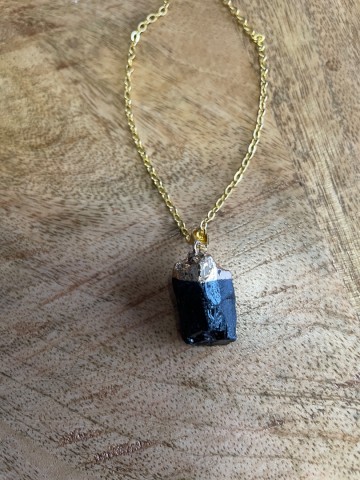 Toermalijnhanger goudkleurig